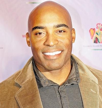Former New York Giants Star Tiki Barber Promotes Breast Cancer Awareness in Talk