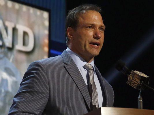 Retired NFL All-Pro Chris Spielman to Speak at Medical Center Gala