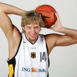 Dirk Nowitzki Extends Endorsement Deal with German Bank, ING-DiBa