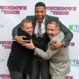 Michael Strahan's Appearance Helps TEACH Set Records at Charity Dinner
