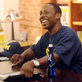 Former Heisman Trophy Winner Desmond Howard Returns to Michigan for Signing Day Event