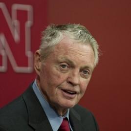 College Football Coaching Great Tom Osborne Holds Book Signing in Omaha