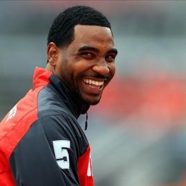 Former Ohio State Star Braxton Miller Holds First Autograph Signing