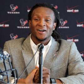 Houston Texans Wide Receiver DeAndre Hopkins Holds Lonestar State Youth Camp in May