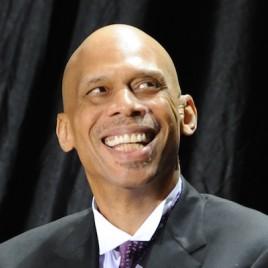 NBA All-Time Leading Scorer Kareem Abdul-Jabbar Gives Drew College Commencement Address