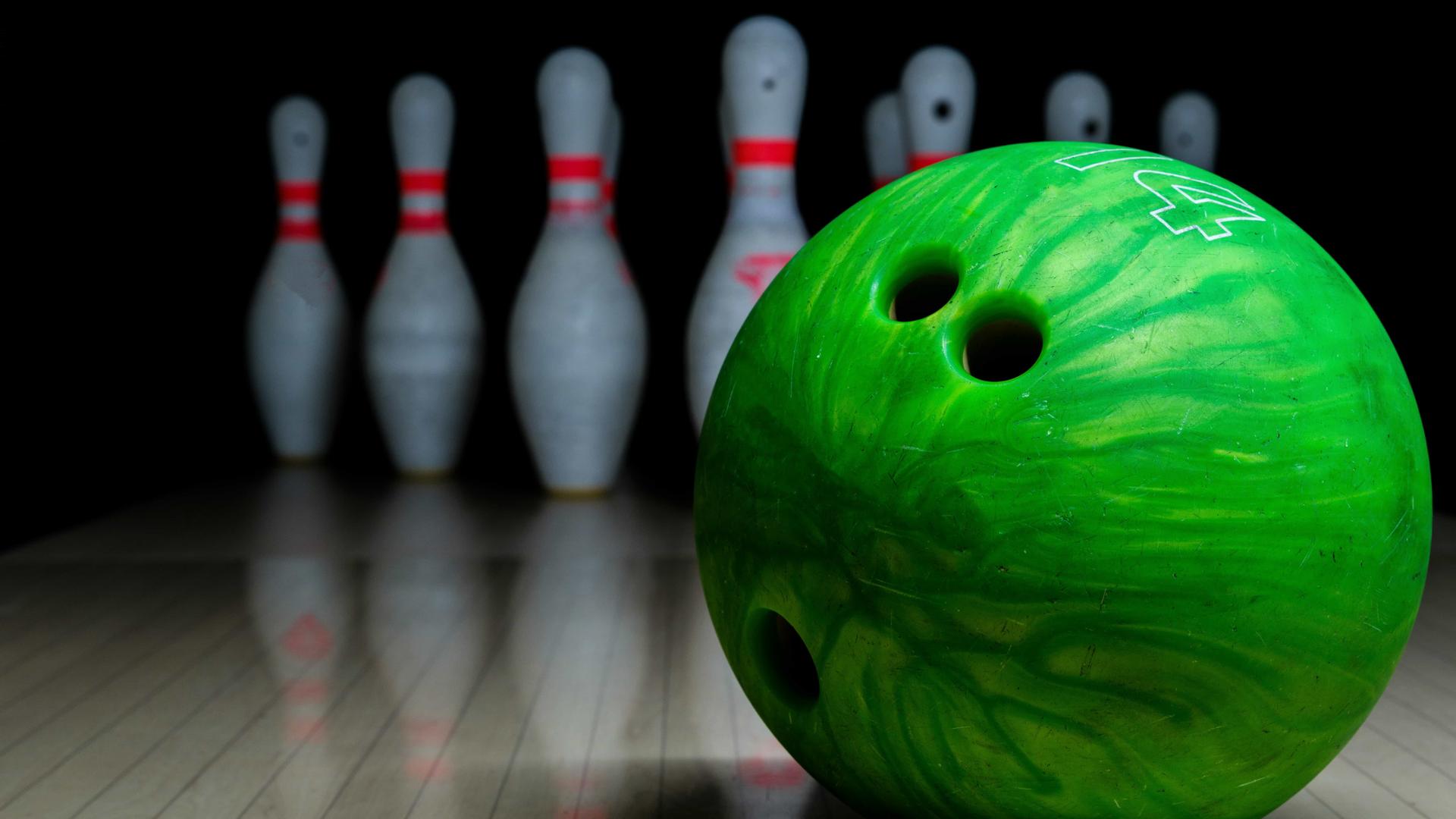 Bowling Speakers hero