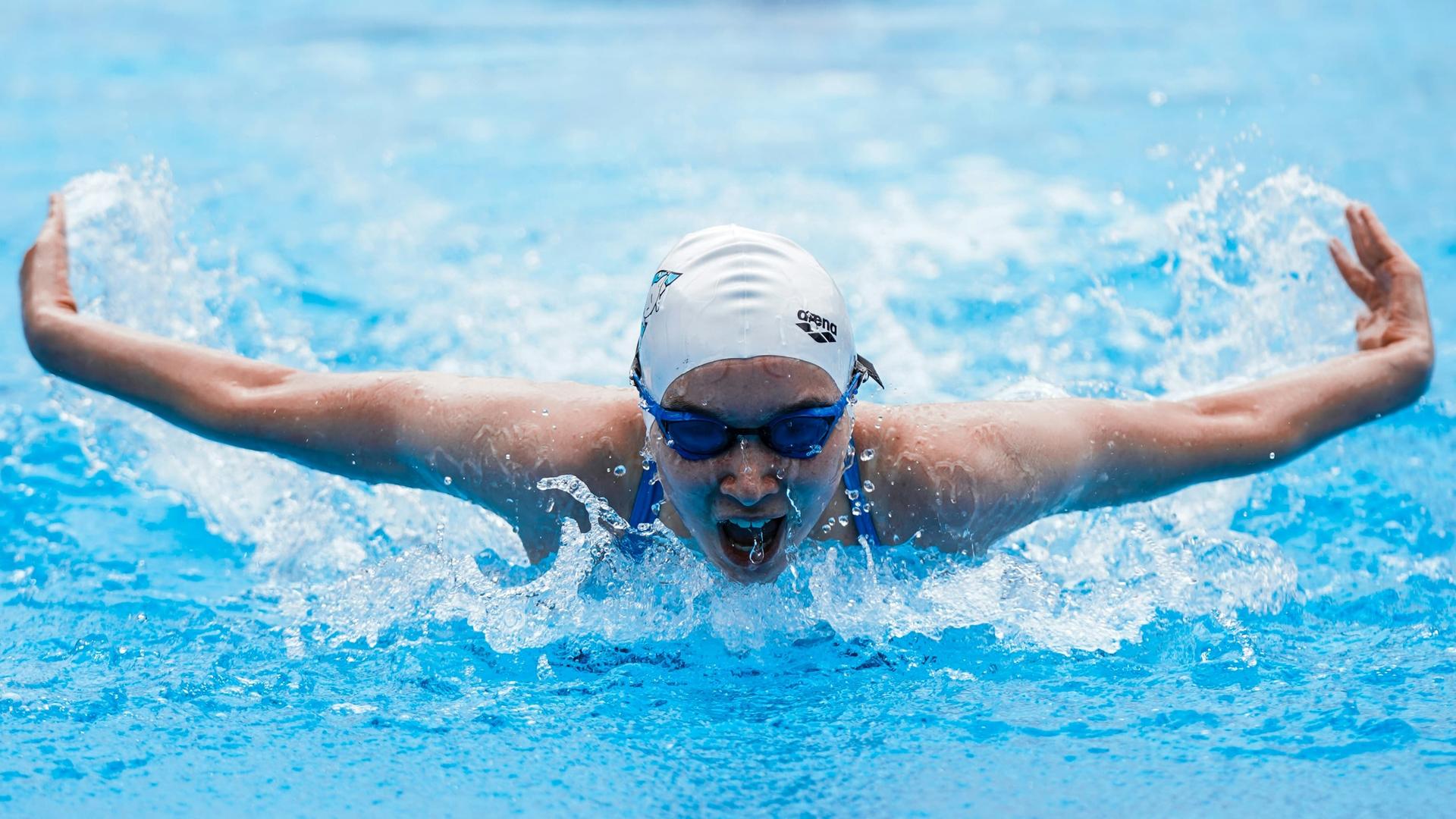 Swimming and Diving Speakers hero