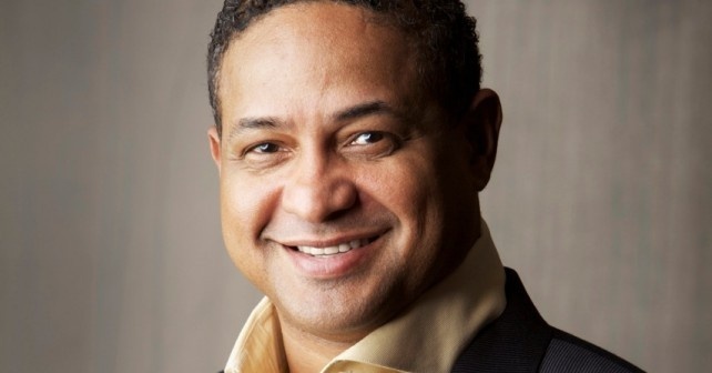 Roberto Clemente Jr. - Motivational Sports Speaker