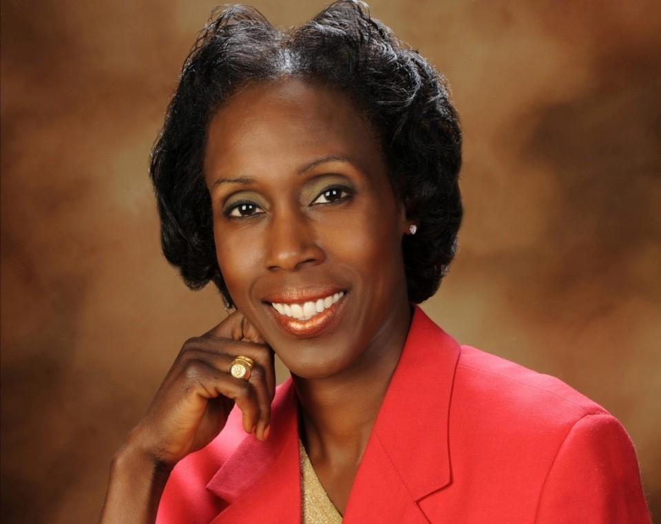 Joetta Clark Diggs - Professional Sports Motivational Speaker