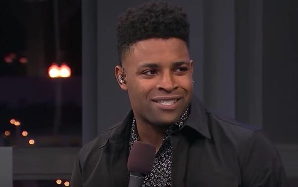 Michael Crabtree - Professional Sports Motivational Speaker