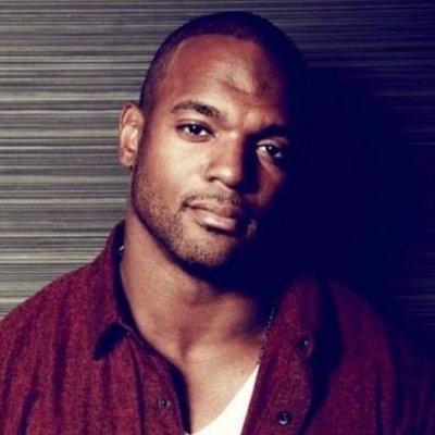 Dwight Freeney - Professional Sports Motivational Speaker