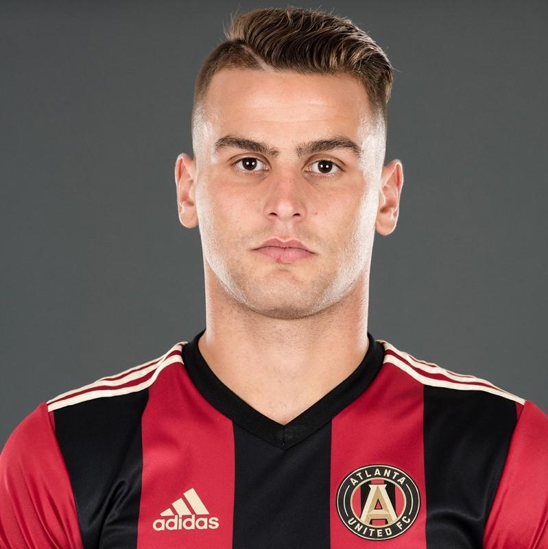 Leandro Gonzalez Pirez - Professional Sports Motivational Speaker