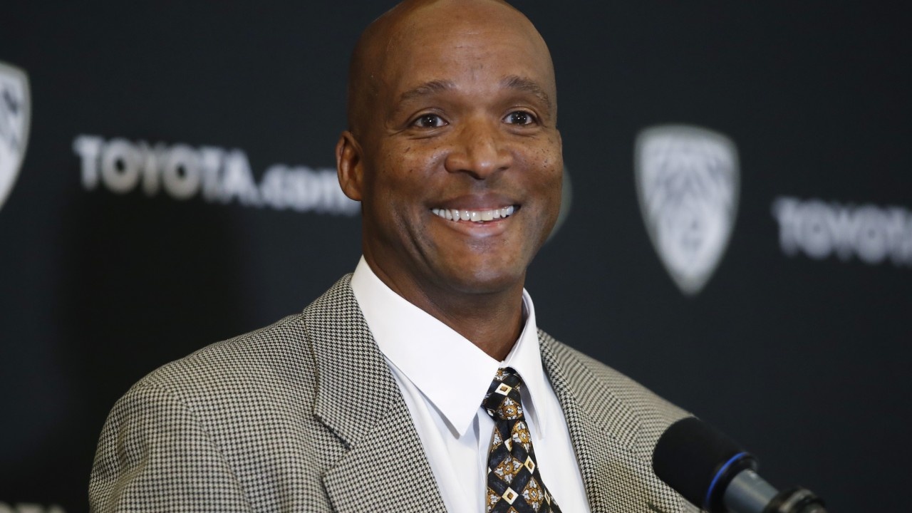 Karl Dorrell - Motivational Sports Speaker