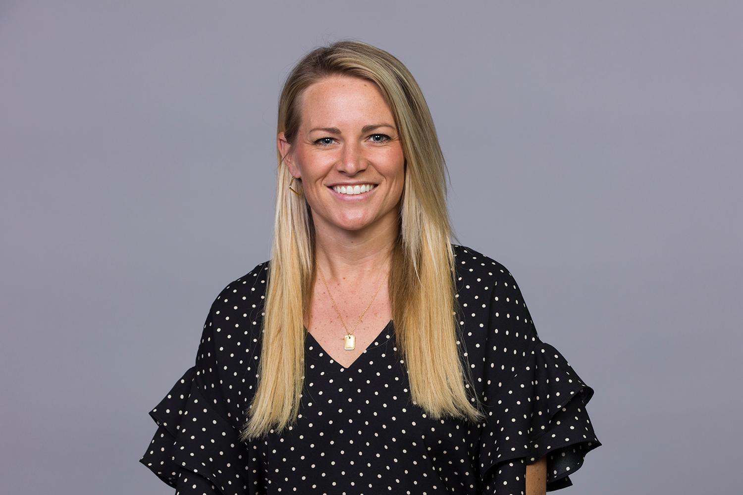 Kelly Kleine - Professional Sports Motivational Speaker