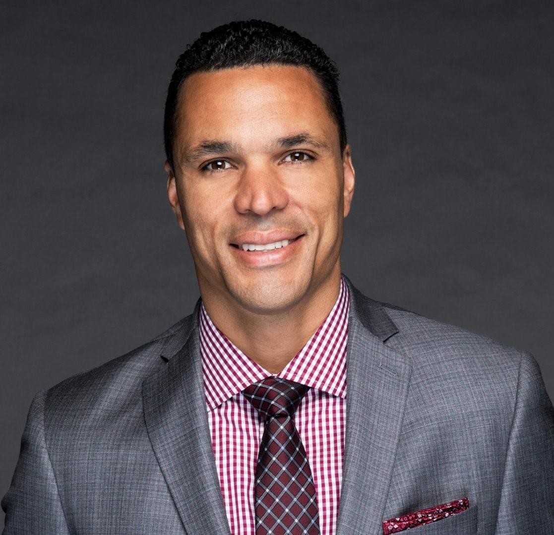 Tony Gonzalez - Professional Sports Motivational Speaker