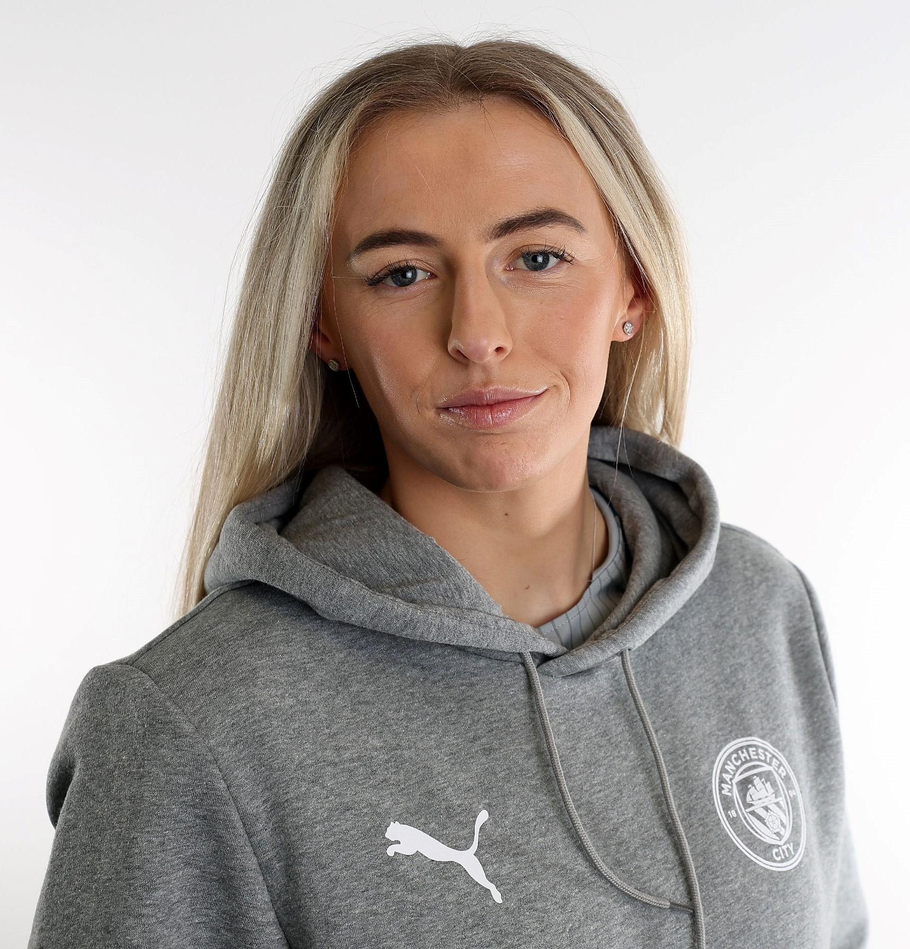 Chloe Kelly - Professional Sports Motivational Speaker