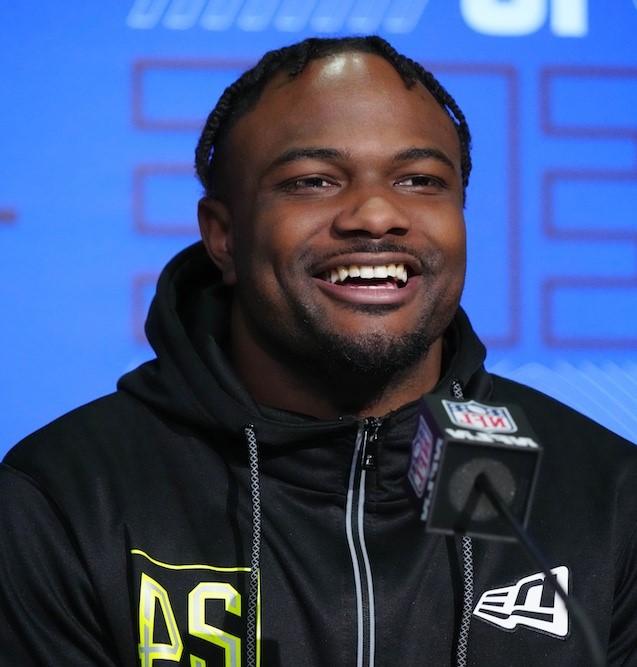 Dameon Pierce - Professional Sports Motivational Speaker