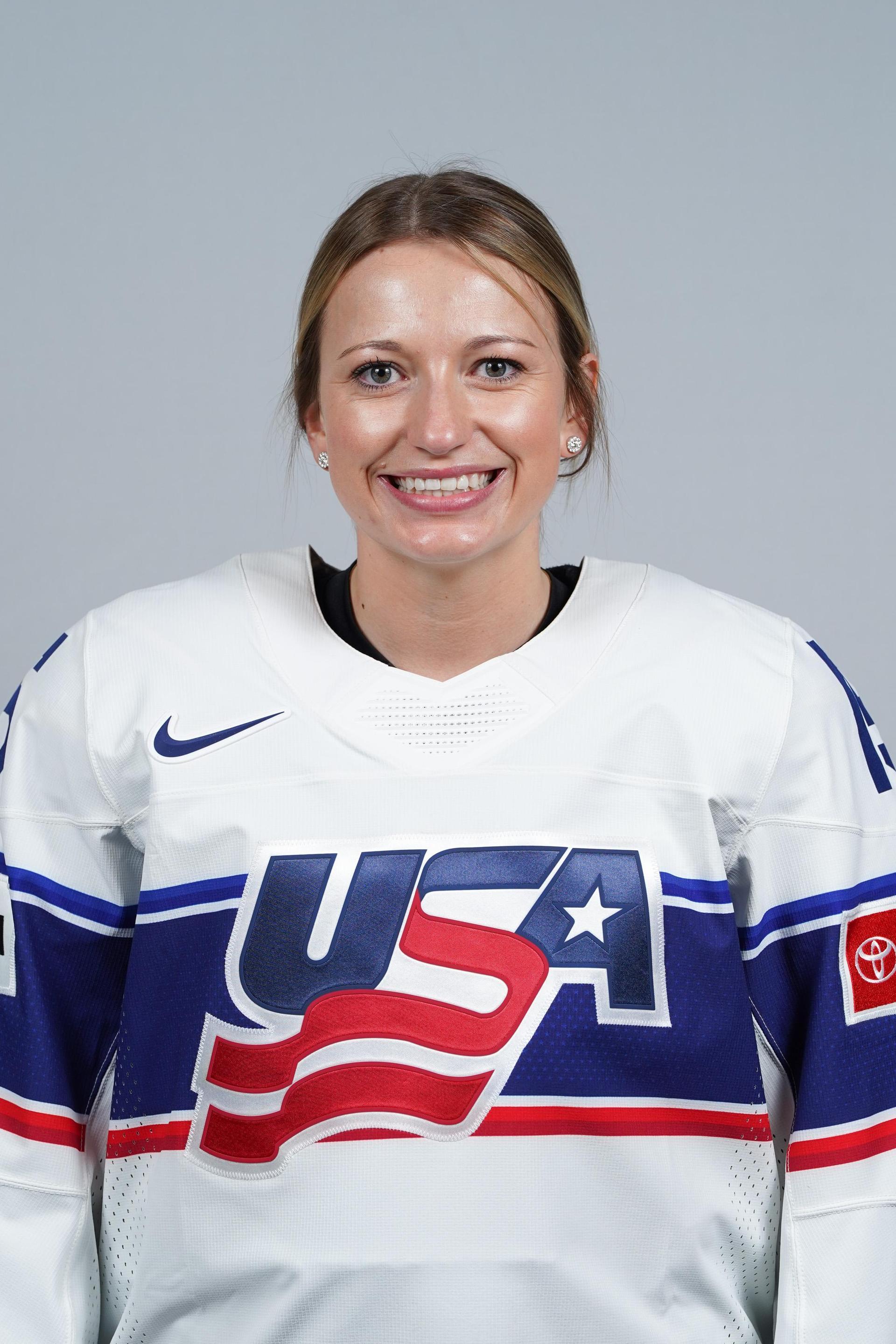 Savannah Harmon - Professional Sports Motivational Speaker