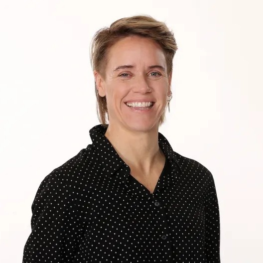 Lori Lindsey - Motivational Sports Speaker