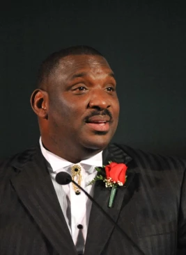 Doug Williams, First Black QB To Win The Superbowl, To Get Biopic – Deadline