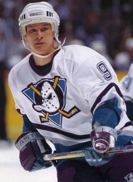 PAUL KARIYA  Colorado Avalanche 2003 Alternate CCM Throwback NHL