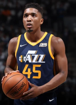 Donovan Mitchell selects aspiring sports writers from his High