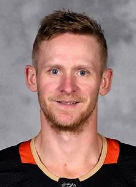 How should Corey Perry be valued as an unrestricted free agent?