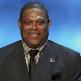 Former Oilers great Robert Brazile inducted into Pro Football Hall of Fame