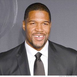 Retired Nfl Great Michael Strahan Headlines Fuel: Detroit 2016