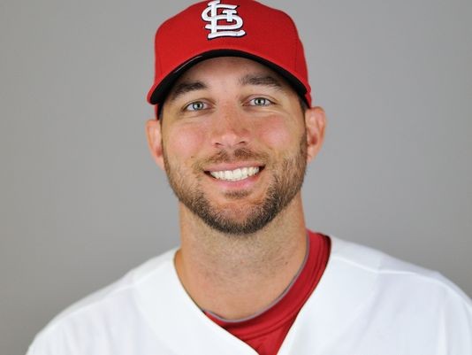 Adam Wainwright on X: Hey St. Louis, I'm stepping behind the counter at  @gracemeatthree this Monday to take your order. Come see me from 11 AM to 2  PM, dine-in or pick-up