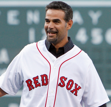 Red Sox legend Mike Lowell shares sweet video during ALDS clinch