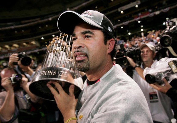 MLB: Ozzie Guillen and Sons Steal Show at La Vida Baseball Live Event