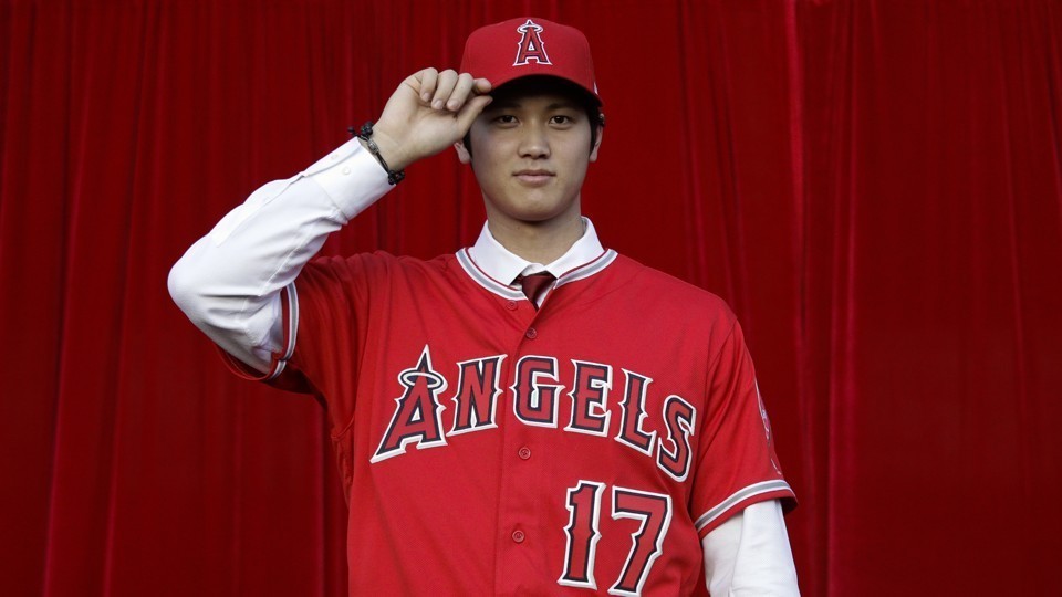 Buy Shohei Ohtani 17 Los Angeles Angels 2022 2023 Surfboard City Online in  India 