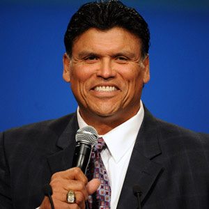 Bengals legend and Hall of Fame offensive tackle Anthony Muñoz has